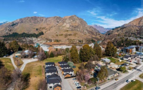 Beautiful Brand New Apartment at base of a Coronet Peak!